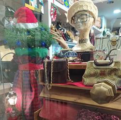 Gallery - Art & Vintage