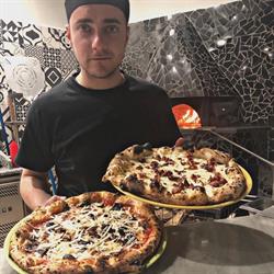 Pizzeria Mani in Pasta