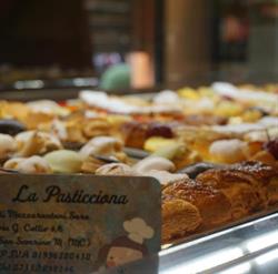 La Pasticciona