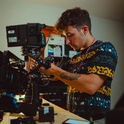 Shuttle Lab / Frank Falletta Director & Videomaker