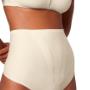 Lo slip a vita alta modellante della collezione Triumph Shape Smart presenta eleganti power-zone per un effetto levigante sull'addome, è senza cuciture, in tessuto elastico traspirante.
Invisibile sotto gli indumenti grazie alla manifattura netta e piatta nelle aperture per le gambe e sulla vita.
Garantisce il massimo comfort ed esalta la tua silhouette!
