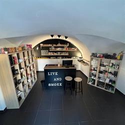 Live And Smoke