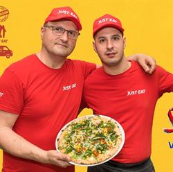 Strapizzami da Adriano Carlentini