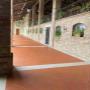 Lavaggio e trattamento portico in cotto
