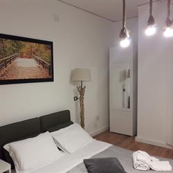 ES - Essential Solution & Emotion Stories (locazione turistica)