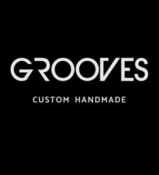 GROOVES SKI by Peter Huta