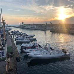 Aurora Boreale noleggio barche Forte dei marmi