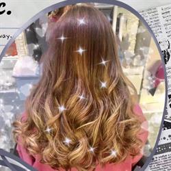 Hair Style Parrucchiere Estetica, via Tuscolana 1062/a (Lucio Sestio)