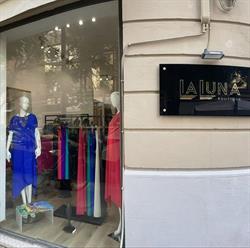 " LaLuna Boutique "