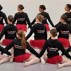 MOVIMENT'ARTI scuola di danza e teatro