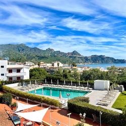 TIME TO SMILE "Villa Giardini" - LICENZA CIN IT083032A1SFYK9N7G