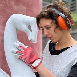 SPAZIO ALFLA - Sculture di Greta Fila