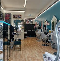 Le Posh Salon