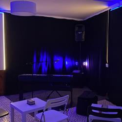 S.M. Music Lounge