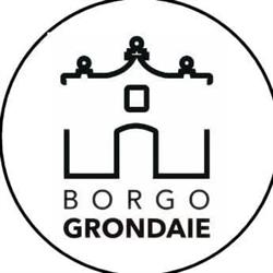 Borgo Grondaie - Hotel and Apartments in Siena