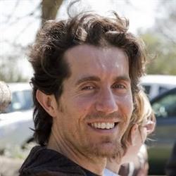 Gianluca Lombardi naturopata, iridologo e counsellor