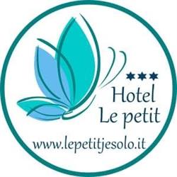 Le Petit Hotel