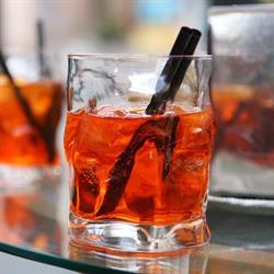 DAMA BAR