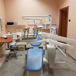 Studio Dentistico Aeffedent S.a.s. Di Assandri Luca E C.