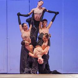Les Danseurs
