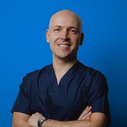 Dr. Lorenzo Marcellini