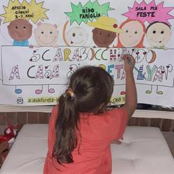 Scarabocchiando a casa Greta e Lyan