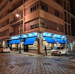 Moonlight cafe