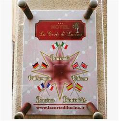 La Corte Di Lucina