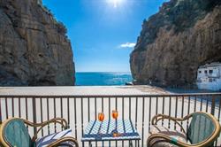 Casa Joelle at Marina di Praia Beach