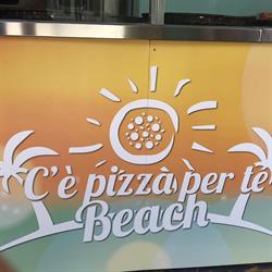 Pizza per te beach