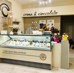 La gelateria Crema & Cioccolato di Ossi
