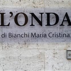 L'Onda di Bianchi Maria Cristina