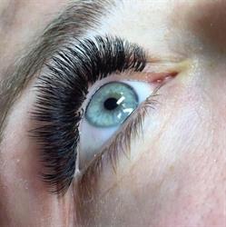 Katia Santos Lash & Beauty