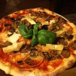 Pizzeria Solo Pizza