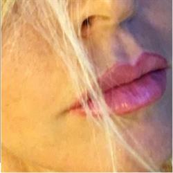 Anna Delsant Make Up Artist