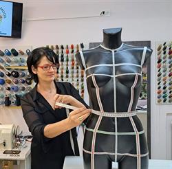 Accademia,, Sartoria Italiana-Esperti della Moda'' di Gina Chiriac