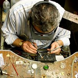 Il Glicine D'Oro di Luigi Gallinaro