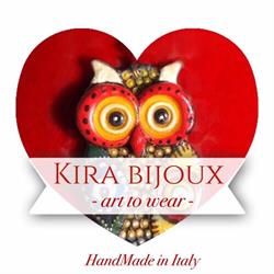Kira Art to wear