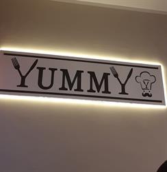 Yummy pub