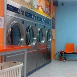 Express Wash di Bernardo Anna