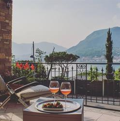 Il Balcone Fiorito Sul Garda Tourist apartments