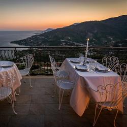 Hotel Restaurant La Riserva di Castel D'Appio - Charme & Relax