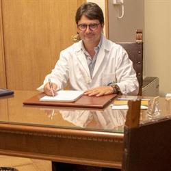 Costa Prof. Dr. Vincenzo Endocrinochirurgo