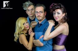 Look In Testa