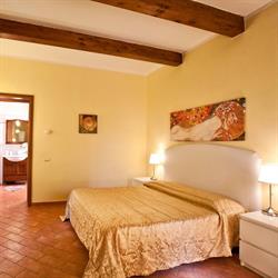 Al Rossodisera Bed&Breakfast