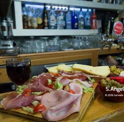 IL KIOSKO BAR STUZZICHERIA SALUMERIA PRODOTTI TIPICI