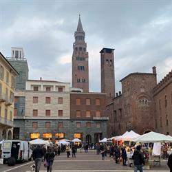 Un tuffo nel passato - Mercatino dell'antiquariato di Cremona