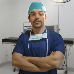 Dott. Alberto Giuffrida - Chirurgo Ortopedico Anca e Ginocchio