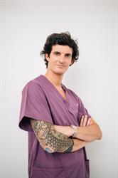 Dr. Simone Saretta, Medico estetico