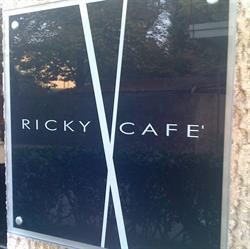 Ricky cafe